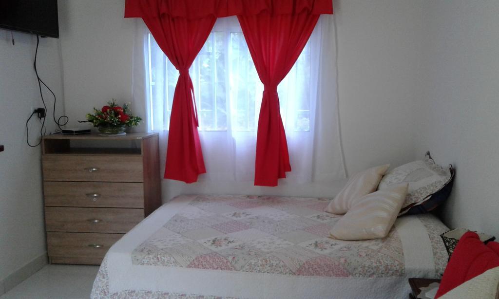Miss Margaritas'S House Apartment San Andrés Екстериор снимка
